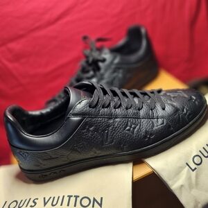 Louis Vuitton Black Leather Sneakers